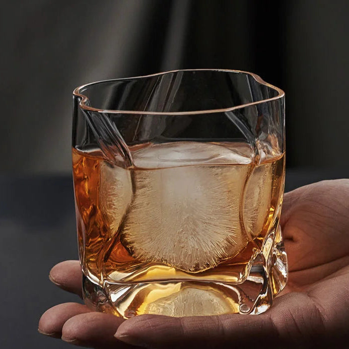 Whiskey Glass - Lead Free Crystal, Gold Rim - Corletaria