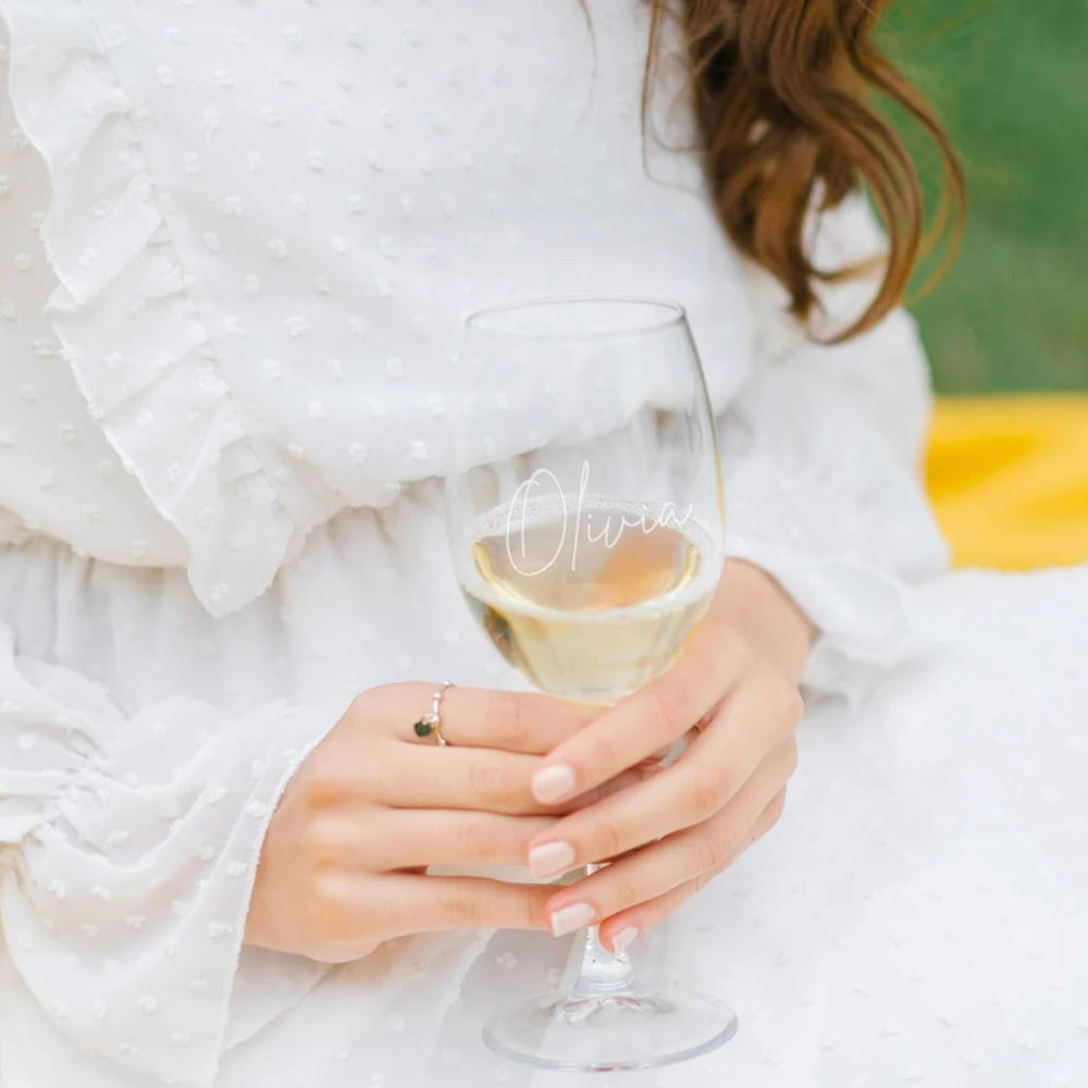 Personalized Wine Glass - Laser Engraved Thick Glass - Corletaria